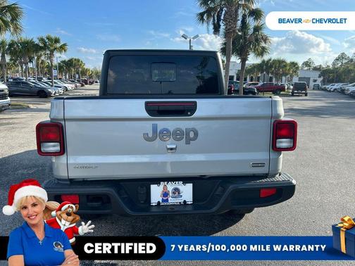 2023 Jeep Gladiator Overland