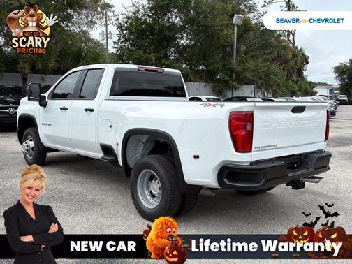 Summit White 2026 Chevrolet Silverado 3500 Double Cab, Long Bed, WT Dual Rear Wheel, 4WD