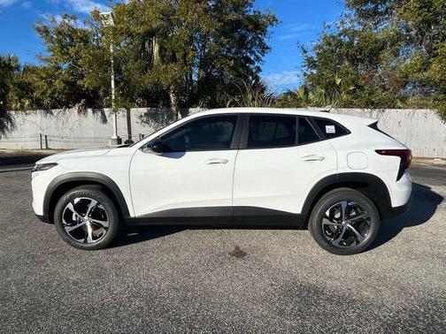 2026 Chevrolet Trax FWD 1RS