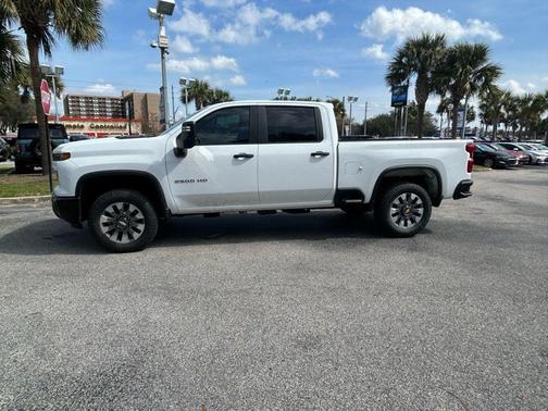 2026 Chevrolet Silverado 2500 Custom