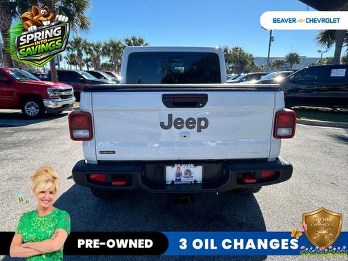 Bright White Clearcoat 2023 Jeep Gladiator Rubicon