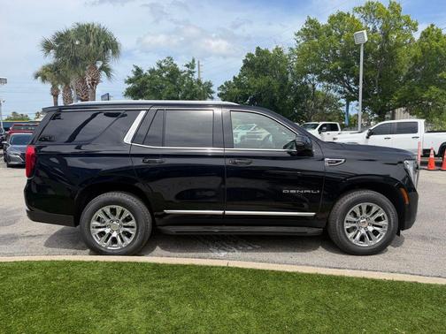 Onyx Black 2025 GMC Yukon Denali