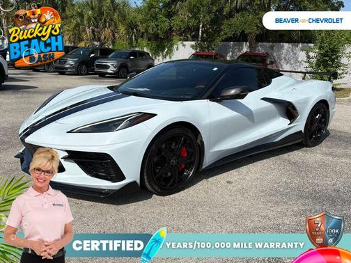 Ceramic White 2021 Chevrolet Corvette Stingray w/3LT