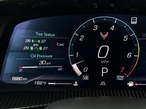 Ceramic White 2021 Chevrolet Corvette Stingray w/3LT