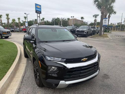 Black Metallic 2022 Chevrolet Trailblazer LT