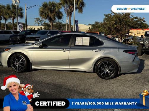 2024 Toyota Camry SE