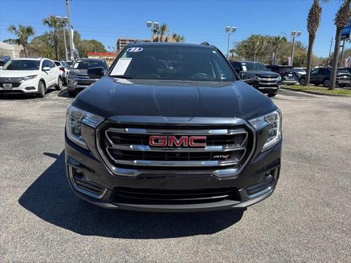 2023 GMC Terrain AWD AT4