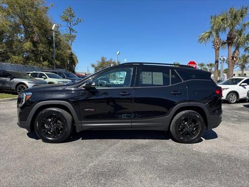 2023 GMC Terrain AWD AT4