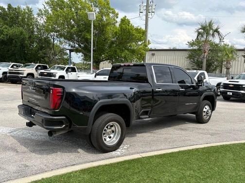 Onyx Black 2024 GMC Sierra 3500 Denali
