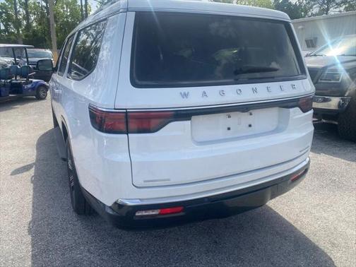 2023 Jeep Wagoneer L Series II 4x4