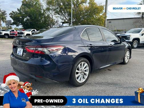 2022 Toyota Camry LE