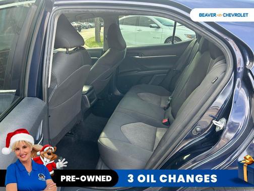 2022 Toyota Camry LE