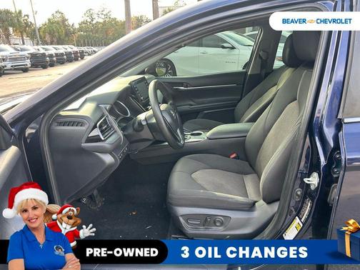 2022 Toyota Camry LE