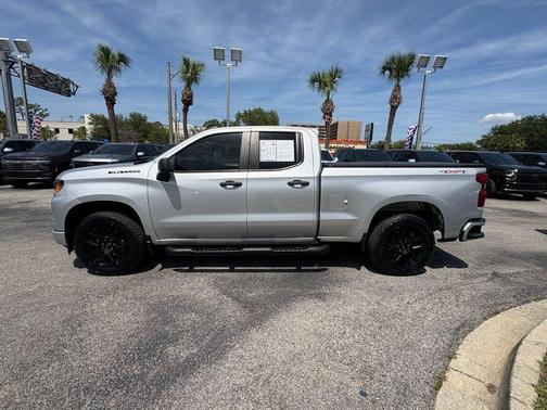 Silver Ice Metallic 2022 Chevrolet Silverado 1500 Custom