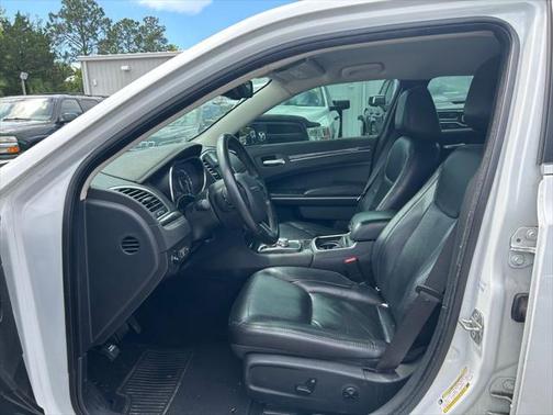 2019 Chrysler 300 Touring
