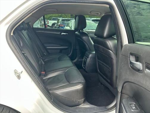 2019 Chrysler 300 Touring