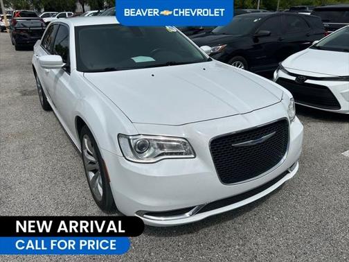 2019 Chrysler 300 Touring