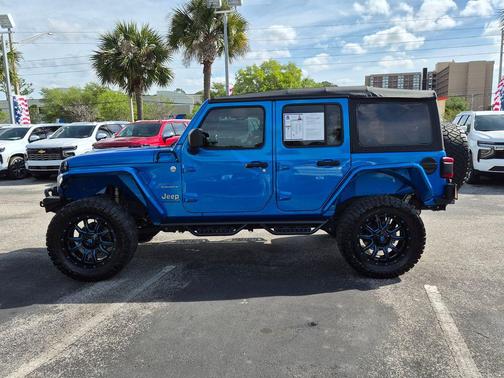 2024 Jeep Wrangler 4-Door Sahara 4x4