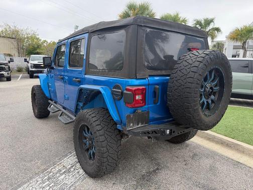 2024 Jeep Wrangler 4-Door Sahara 4x4