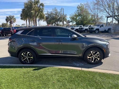 2025 Kia Sportage EX