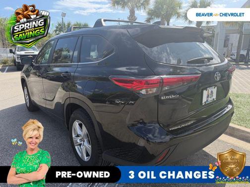 Midnight Black Metallic 2023 Toyota Highlander L