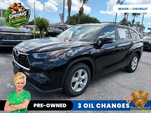 Midnight Black Metallic 2023 Toyota Highlander L