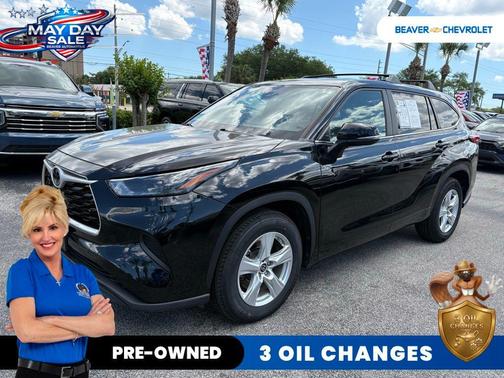 Midnight Black Metallic 2023 Toyota Highlander L