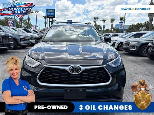 Midnight Black Metallic 2023 Toyota Highlander L