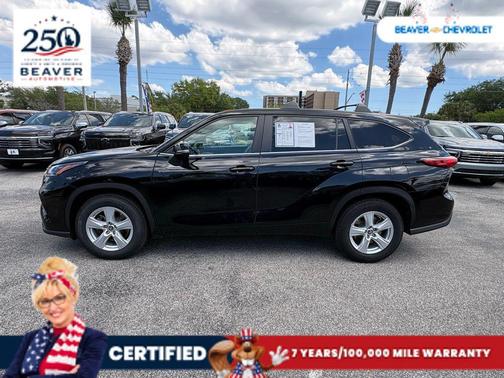 Midnight Black Metallic 2023 Toyota Highlander L