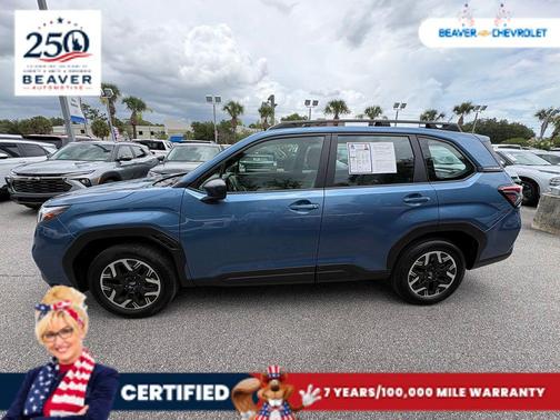 Horizon Blue 2025 Subaru Forester Base