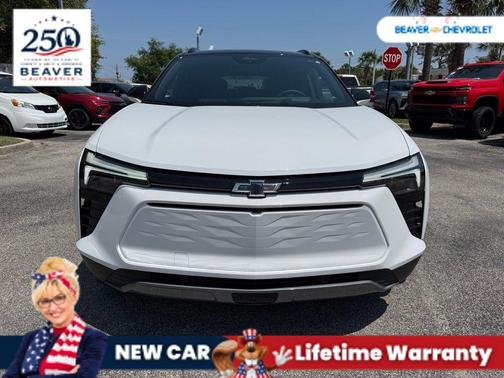 Summit White 2025 Chevrolet Blazer EV eAWD LT