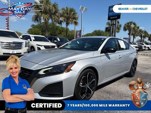 Brilliant Silver Metallic 2024 Nissan Altima SR FWD