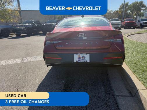 2025 Hyundai ELANTRA SEL