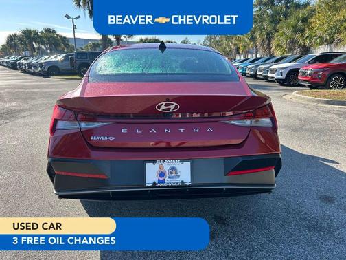 2025 Hyundai ELANTRA SEL