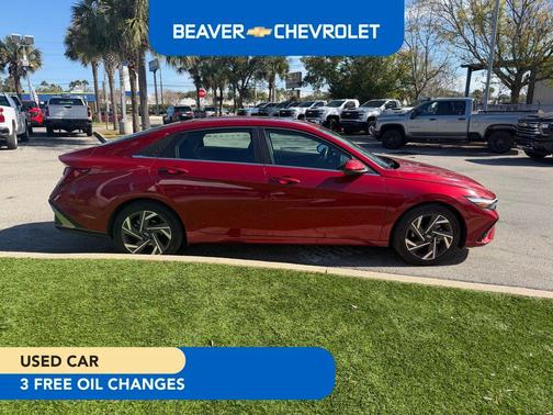 2025 Hyundai ELANTRA SEL