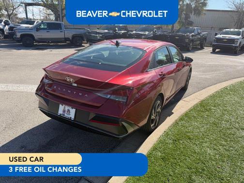 2025 Hyundai ELANTRA SEL