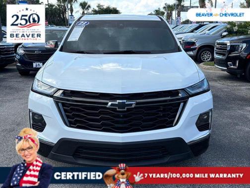 Summit White 2023 Chevrolet Traverse Premier