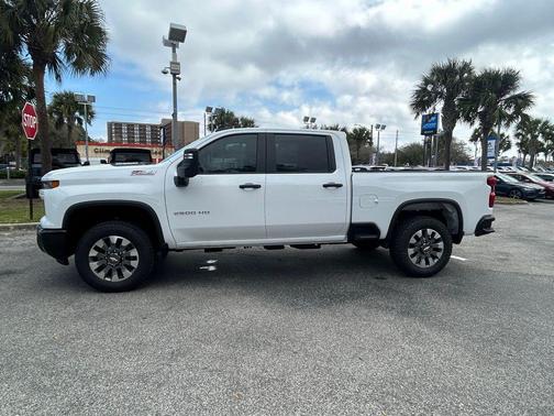 2026 Chevrolet Silverado 2500 Custom