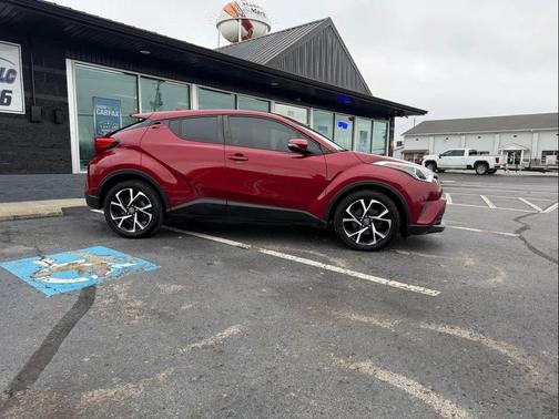 2018 Toyota C-HR XLE Premium