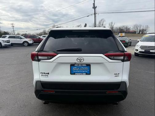2019 Toyota RAV4 XLE Premium