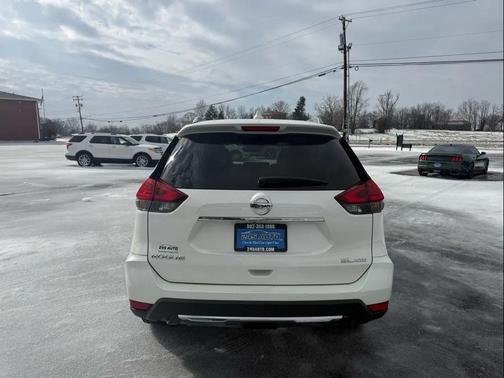 2017 Nissan Rogue SL