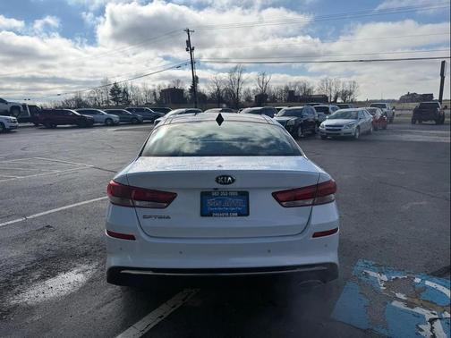 2019 Kia Optima LX
