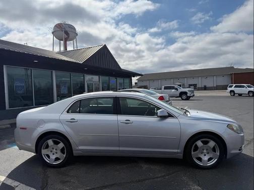Silver Ice Metallic 2009 Chevrolet Malibu LT
