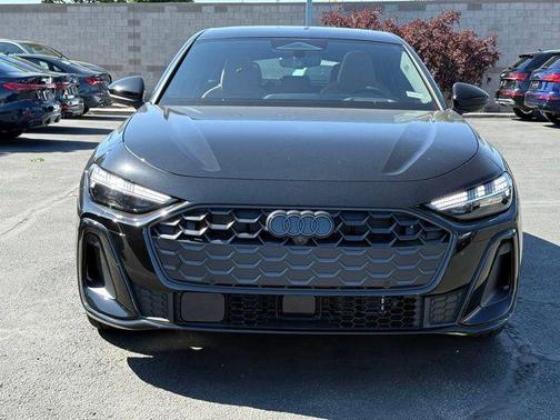 Mythos Black Metallic 2026 Audi A5