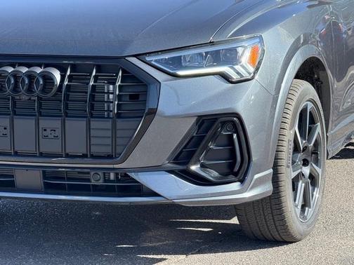 2025 Audi Q3 45 S line Premium