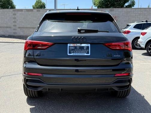 2025 Audi Q3 45 S line Premium