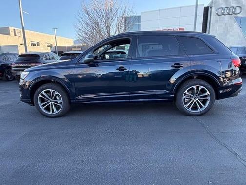 2026 Audi Q7 55 Premium