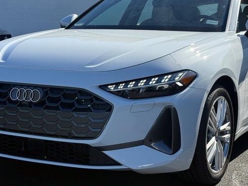 Glacier White Metallic 2026 Audi A5