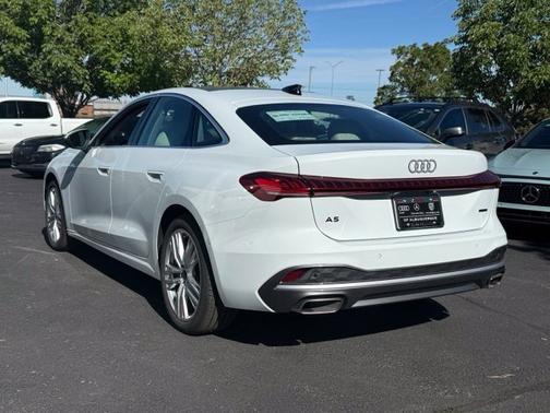 Glacier White Metallic 2026 Audi A5