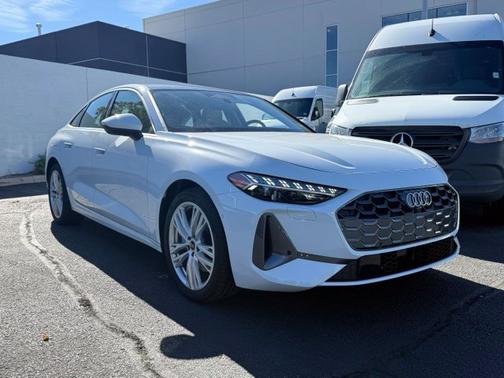 Glacier White Metallic 2026 Audi A5